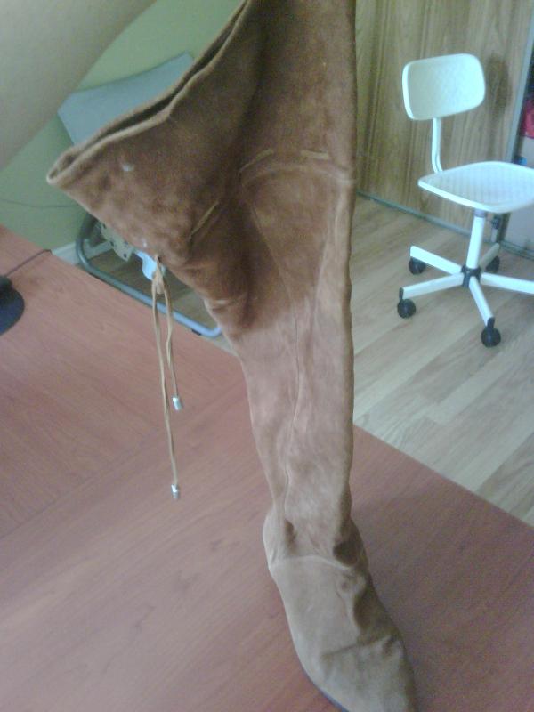 Suede Boots go past knee high, authentic - sz9-$50